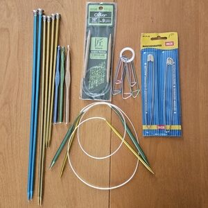 🎁💲EUC Boye, Clover & INOX Knitting Starter Lot - Sizes US 8 9 10. 19 Items
